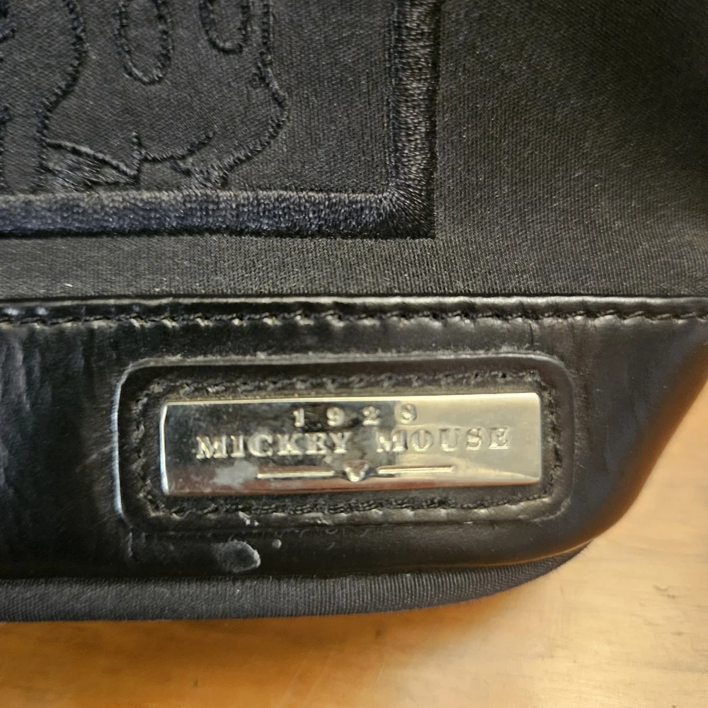 Disney Mickey Mouse 1928 America's‎ Classic Mouse Leather Trimmed Toiletry Bag